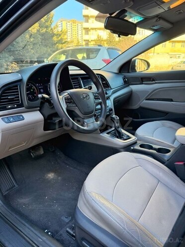Hyundai Elantra 2017, 197,000 km - 2.0 l - Bakı