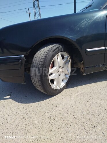 Mercedes E 220 d 1996, 500,000 km - 2.2 l - Bakı