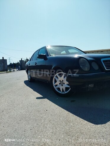 Mercedes E 220 d 1996, 500,000 km - 2.2 l - Bakı