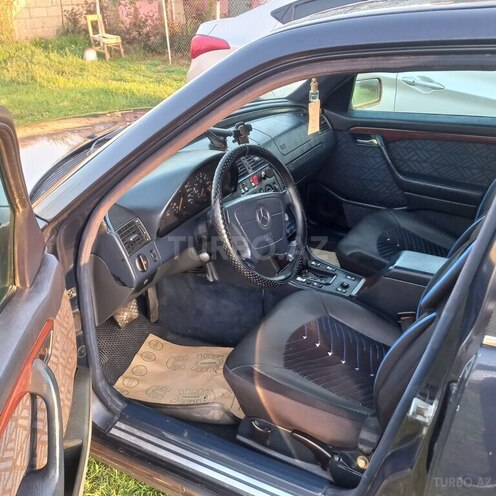 Mercedes C 280 1995, 453,000 km - 2.8 l - Bakı