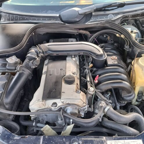 Mercedes C 280 1995, 453,000 km - 2.8 l - Bakı