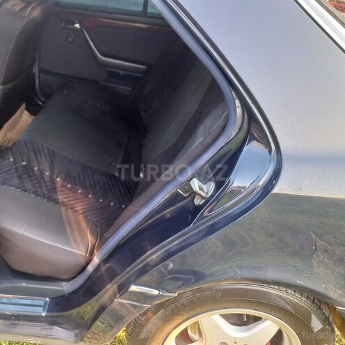 Mercedes C 280 1995, 453,000 km - 2.8 l - Bakı