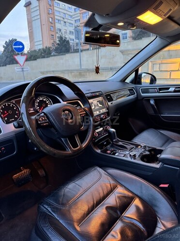 Volkswagen Touareg 2011, 298,000 km - 3.6 l - Bakı