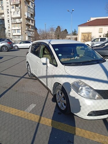 Nissan Tiida 2006, 304,000 km - 1.6 л - Bakı