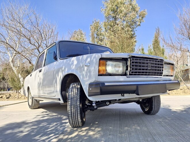 LADA (VAZ) 2107 2010, 94,000 km - 1.6 l - Şirvan