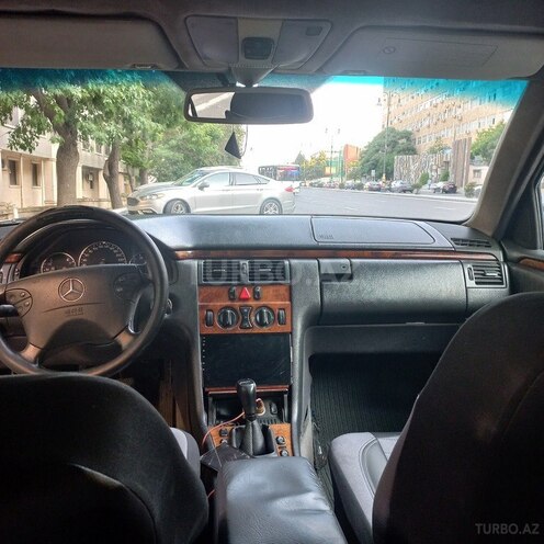 Mercedes E 220 d 1998, 505,000 km - 2.2 l - Bakı