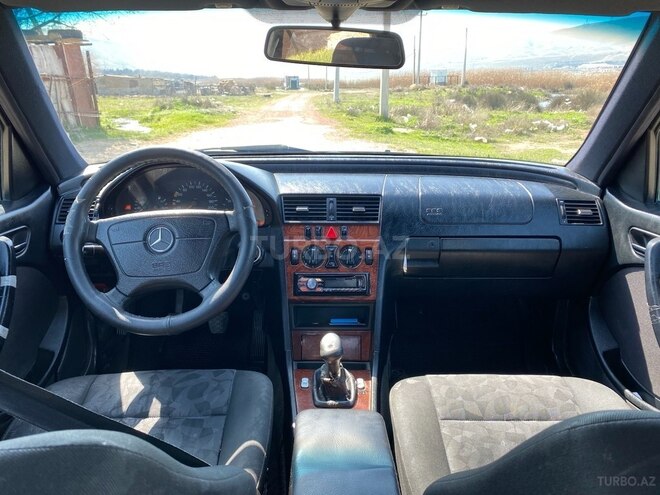 Mercedes C 220 d 1999, 556,809 km - 2.2 l - Bakı