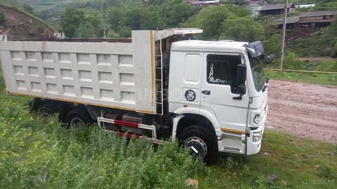 HOWO 371 2012, 300,000 km - 9.5 l - Goranboy