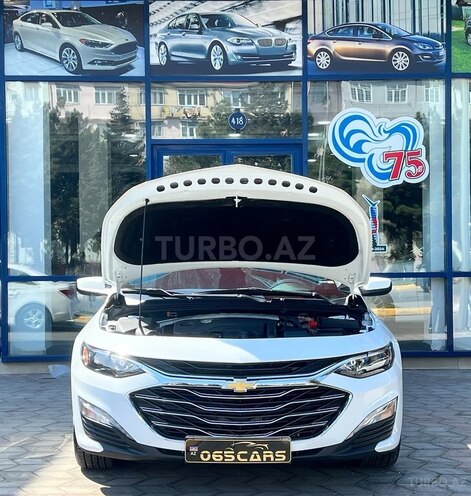 Chevrolet Malibu-5