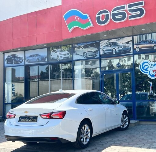 Chevrolet Malibu-9