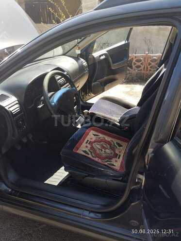 Opel Astra 2000, 447,000 km - 1.6 л - Qusar