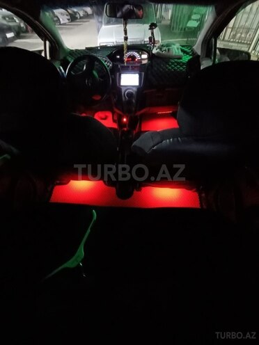 Toyota Yaris 2007, 250,000 km - 1.3 l - Bakı