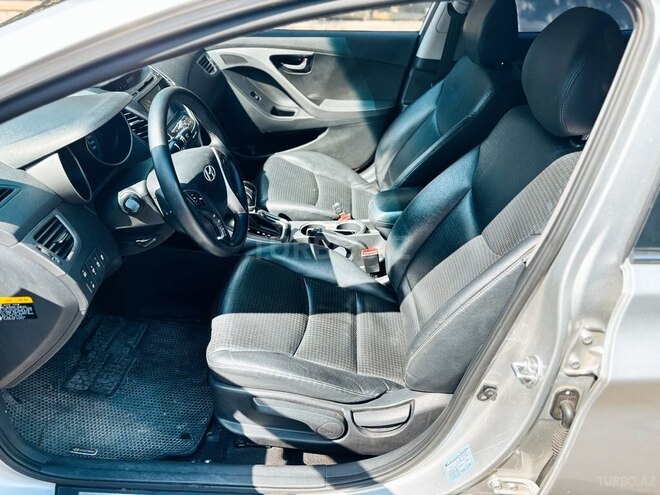 Hyundai Avante 2014, 194,000 km - 1.6 l - Bakı