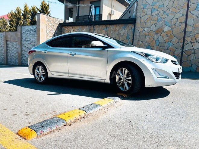 Hyundai Avante 2014, 194,000 km - 1.6 l - Bakı