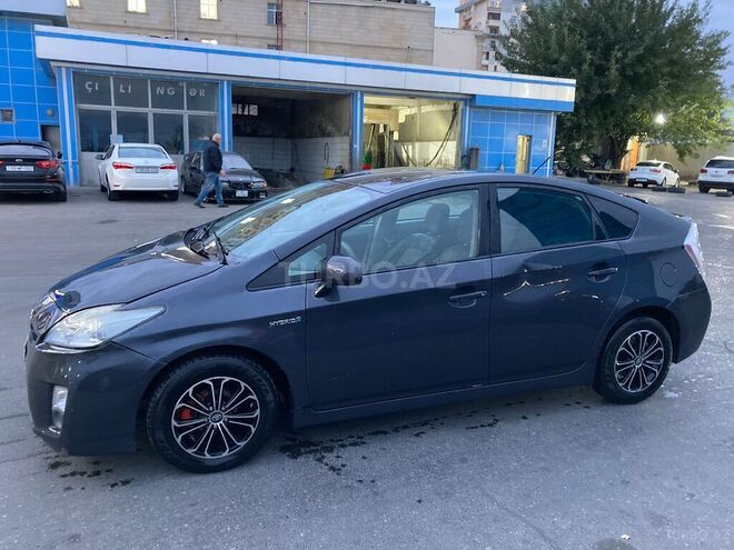 Toyota Prius 2010, 285,000 km - 1.8 л - Bakı