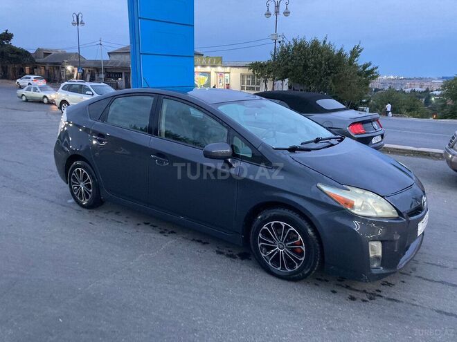 Toyota Prius 2010, 285,000 km - 1.8 л - Bakı