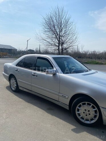 Mercedes E 230 1997, 245,000 km - 2.3 l - Göyçay