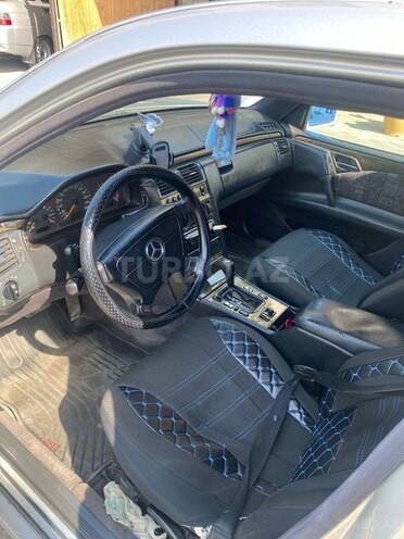 Mercedes E 230 1997, 245,000 km - 2.3 l - Göyçay