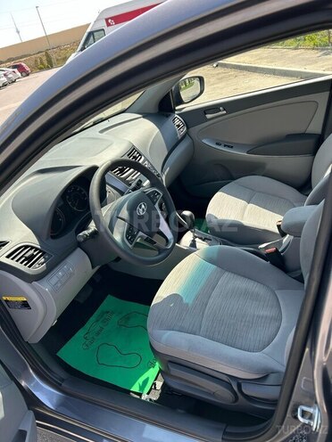 Hyundai Accent 2017, 135,149 km - 1.6 l - Bakı