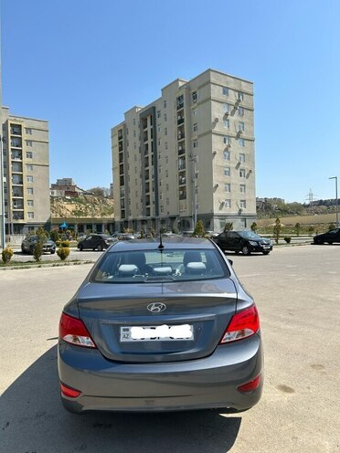 Hyundai Accent 2017, 135,149 km - 1.6 l - Bakı