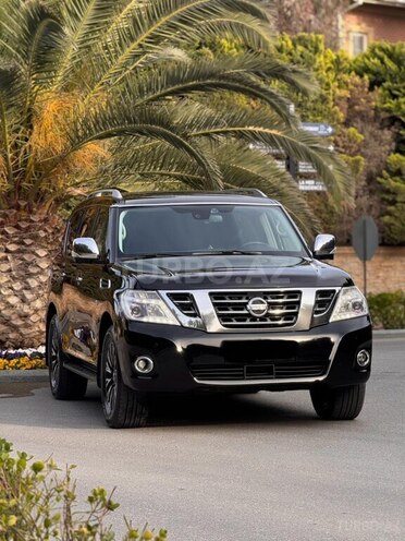 Nissan Patrol 2013, 160,000 km - 5.6 л - Bakı