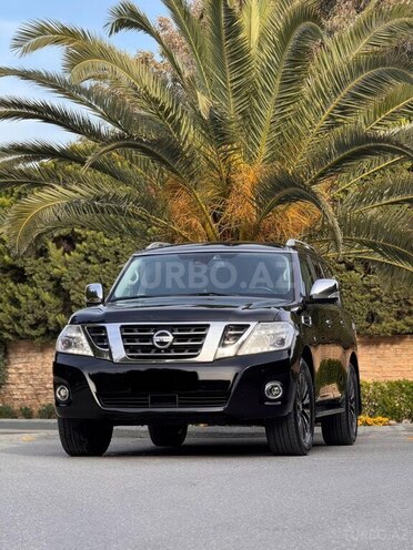 Nissan Patrol 2013, 160,000 km - 5.6 л - Bakı