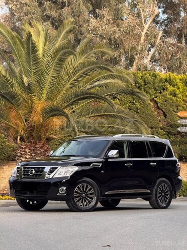 Nissan Patrol 2013, 160,000 km - 5.6 л - Bakı
