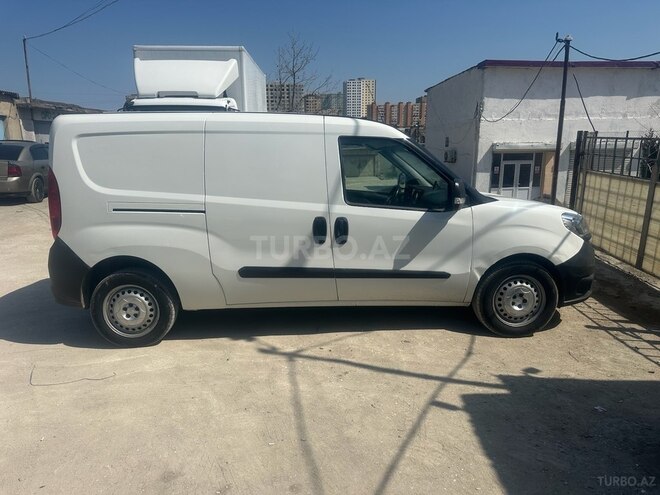 Fiat Doblo 2016, 300,000 km - 1.4 l - Bakı