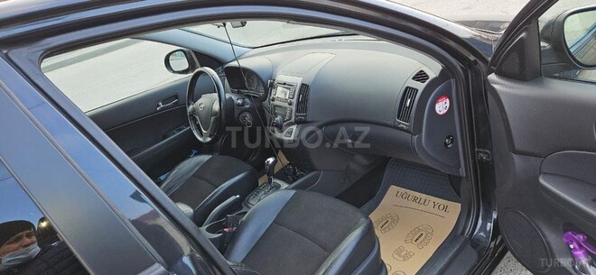Hyundai i30 2009, 252,000 km - 1.6 l - Bakı