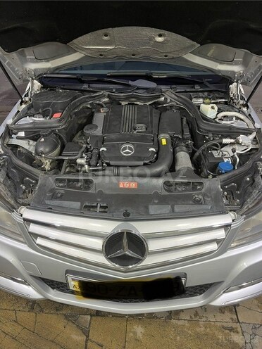 Mercedes C 250 2011, 283,000 km - 1.8 l - Bakı