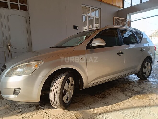 Kia Ceed 2009, 209,004 km - 1.4 л - Şəmkir