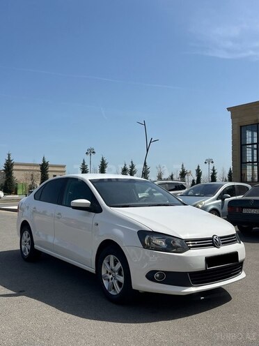 Volkswagen Polo 2013, 178,000 km - 1.6 l - Bakı