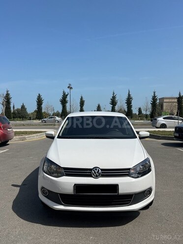 Volkswagen Polo 2013, 178,000 km - 1.6 l - Bakı