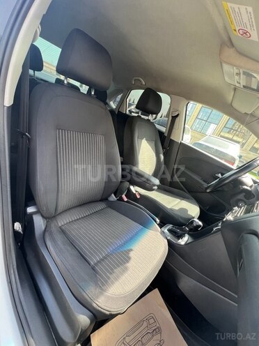 Volkswagen Polo 2013, 178,000 km - 1.6 l - Bakı