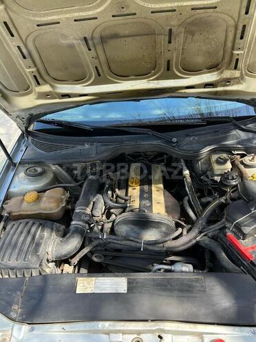 Opel Omega 2001, 355,040 km - 2.2 l - Bakı