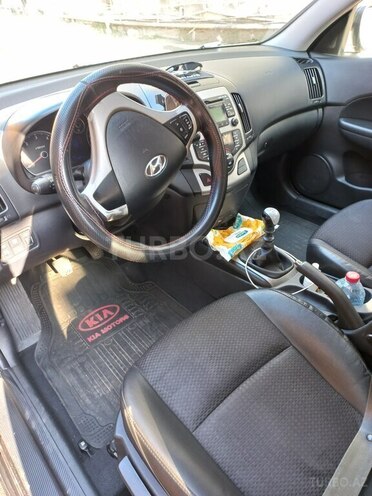 Hyundai i30 2008, 309,000 km - 1.6 л - Sumqayıt