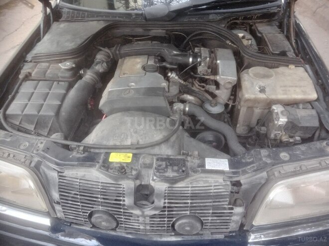 Mercedes C 220 1995, 380,000 km - 2.2 л - Bakı