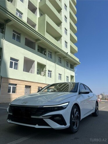 Hyundai Elantra 2024, 12,800 km - 1.5 л - Bakı