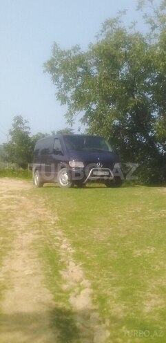 Mercedes Vito 111 1999, 650,760 km - 2.2 l - Quba
