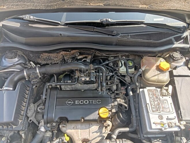 Opel Astra 2005, 279,000 km - 1.4 л - Gəncə