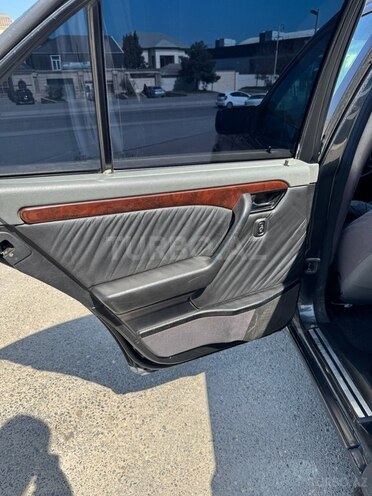 Mercedes C 220 1996, 372,000 km - 2.2 l - Bakı