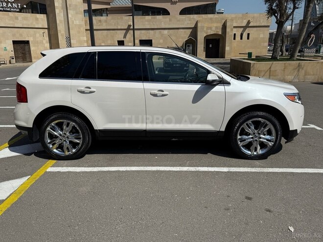 Ford Edge-8