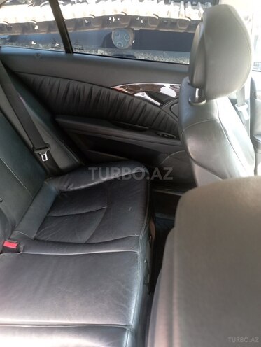 Mercedes E 220 d 2005, 442,700 km - 2.2 l - Bakı