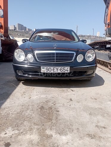 Mercedes E 220 d 2005, 442,700 km - 2.2 l - Bakı