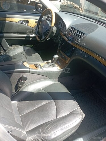Mercedes E 220 d 2005, 442,700 km - 2.2 l - Bakı