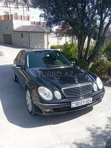 Mercedes E 220 d 2005, 442,700 km - 2.2 l - Bakı