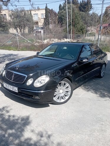 Mercedes E 220 d 2005, 442,700 km - 2.2 l - Bakı