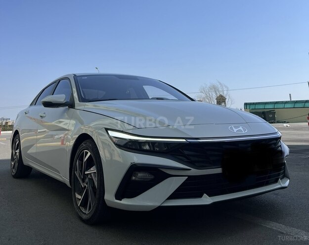 Hyundai Elantra 2024, 12,800 km - 1.5 л - Bakı