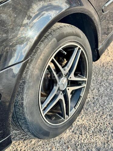 Mercedes E 240 2005, 371,752 km - 2.6 l - Culfa