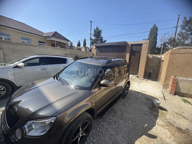 Skoda Yeti 2011, 230,000 km - 1.2 l - Bakı